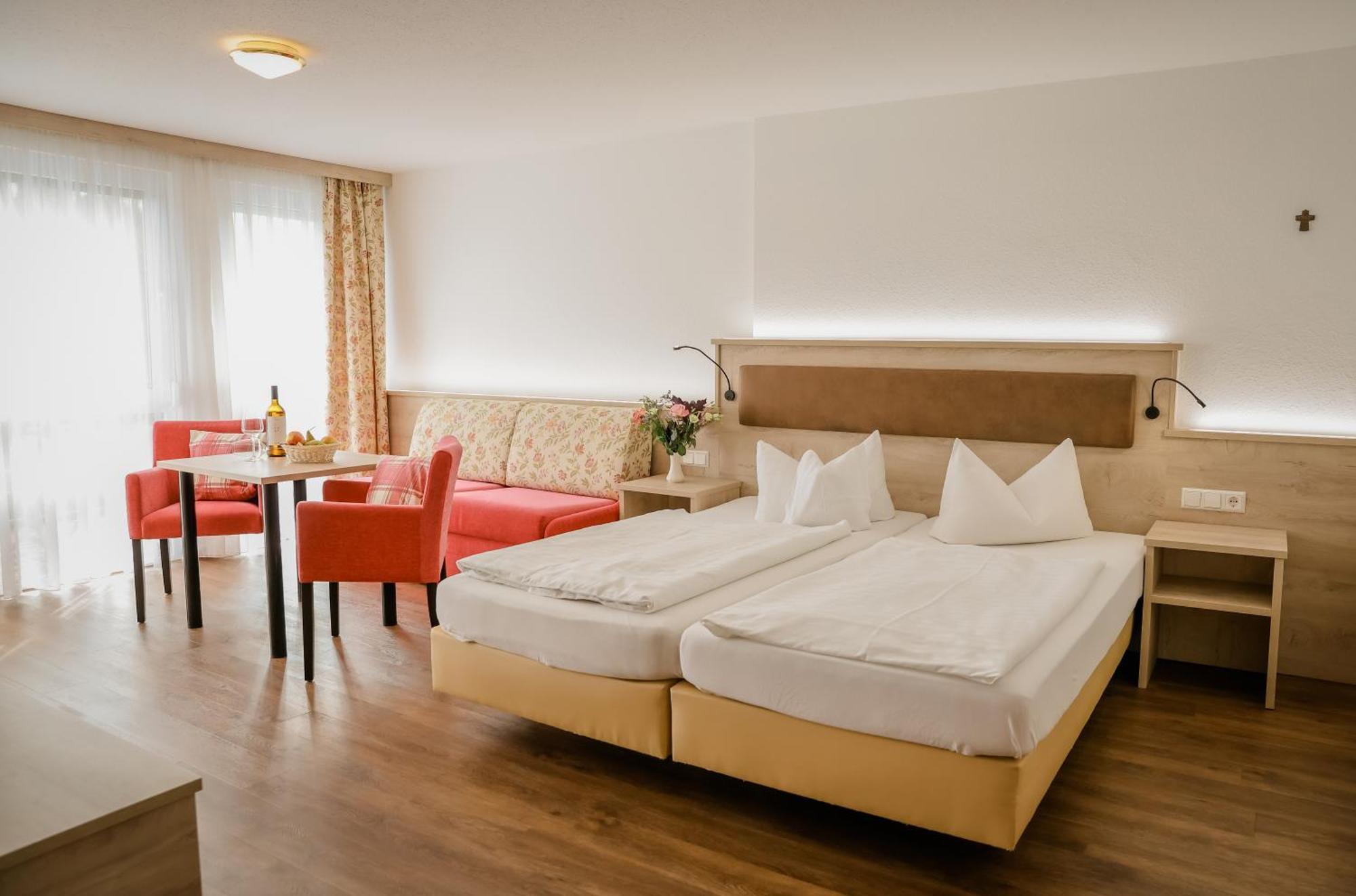 Landhotel Schellenberg Uberlingen Dış mekan fotoğraf