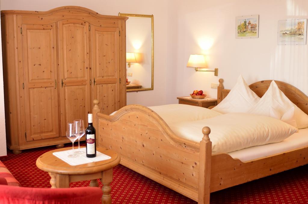 Landhotel Schellenberg Uberlingen Dış mekan fotoğraf
