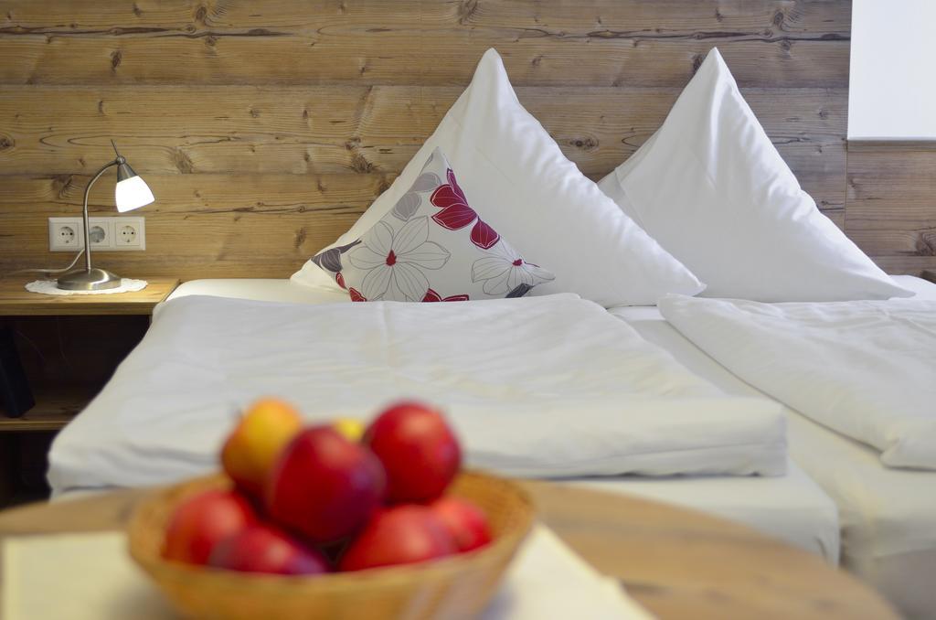 Landhotel Schellenberg Uberlingen Dış mekan fotoğraf