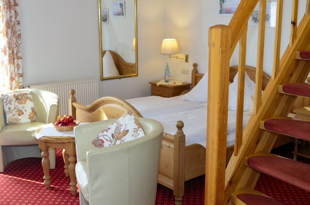 Landhotel Schellenberg Uberlingen Dış mekan fotoğraf
