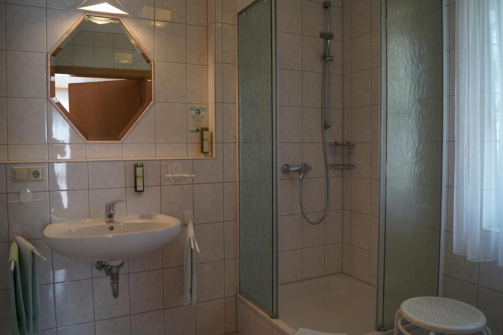 Landhotel Schellenberg Uberlingen Oda fotoğraf